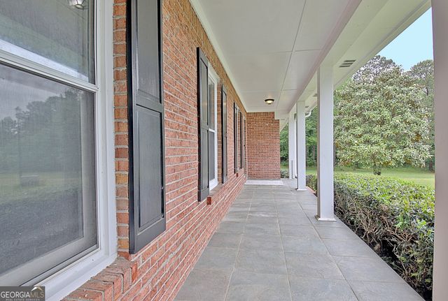 105 Walden Way, Fayetteville, GA 30214
