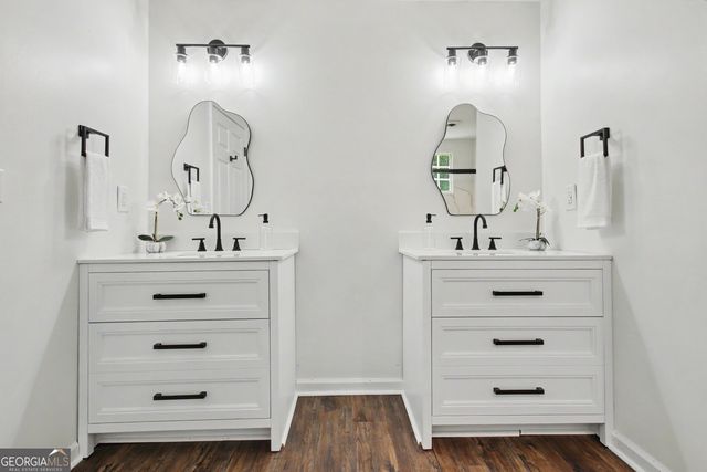 105 Walden Way, Fayetteville, GA 30214