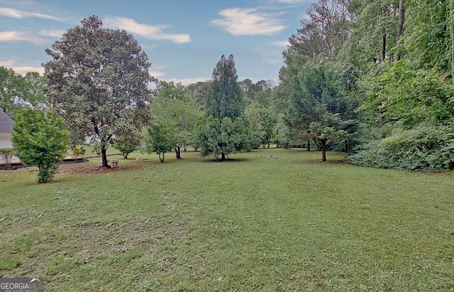 105 Walden Way, Fayetteville, GA 30214