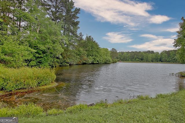105 Walden Way, Fayetteville, GA 30214