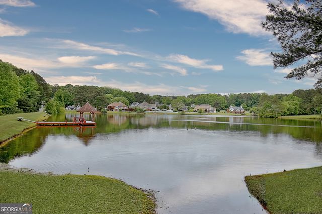 105 Walden Way, Fayetteville, GA 30214