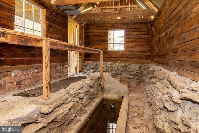 400 LEPPO RD, Westminster, MD 21158