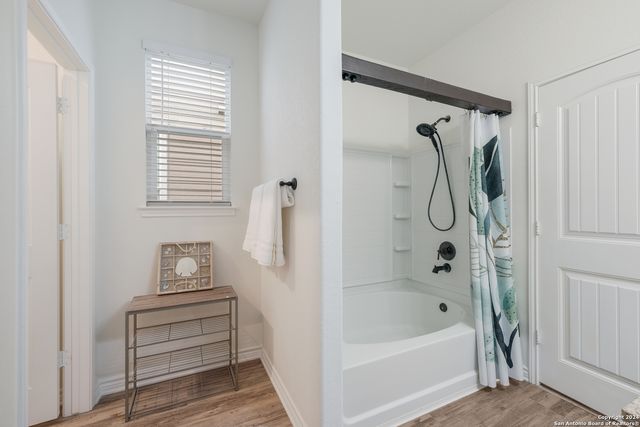 627 ANTHEM LN, New Braunfels, TX 78132
