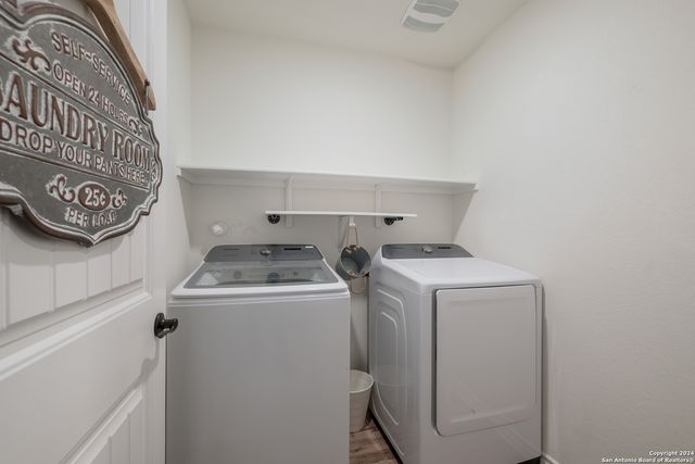 627 ANTHEM LN, New Braunfels, TX 78132