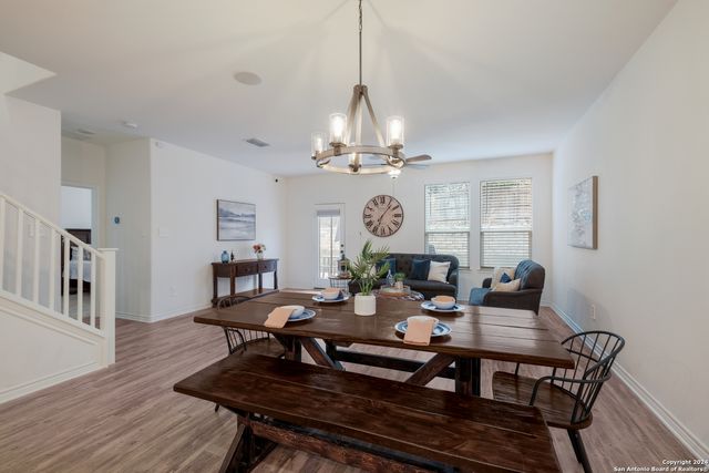 627 ANTHEM LN, New Braunfels, TX 78132