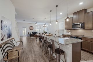 627 ANTHEM LN, New Braunfels, TX 78132