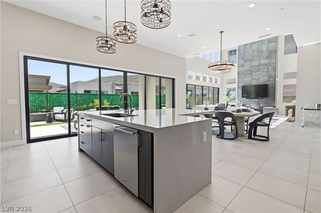 10741 Steel Ridge Court, Las Vegas, NV 89135