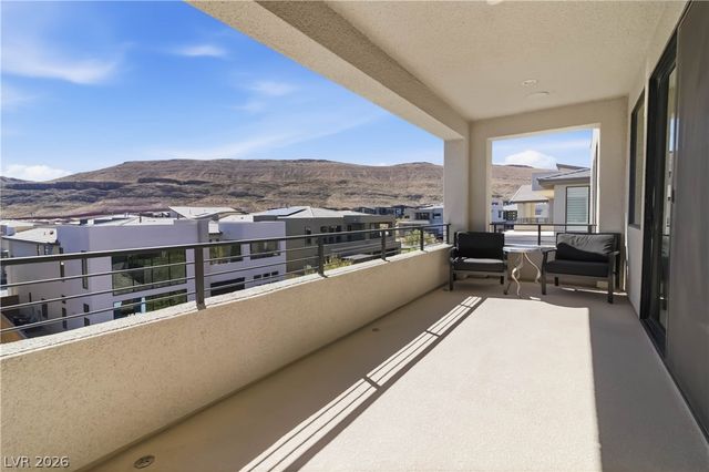 10741 Steel Ridge Court, Las Vegas, NV 89135