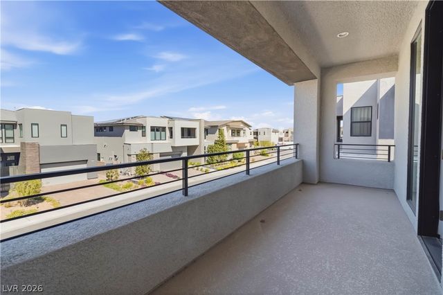 10741 Steel Ridge Court, Las Vegas, NV 89135