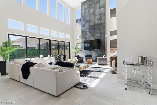 10741 Steel Ridge Court, Las Vegas, NV 89135