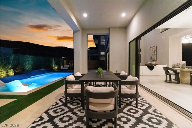 10741 Steel Ridge Court, Las Vegas, NV 89135