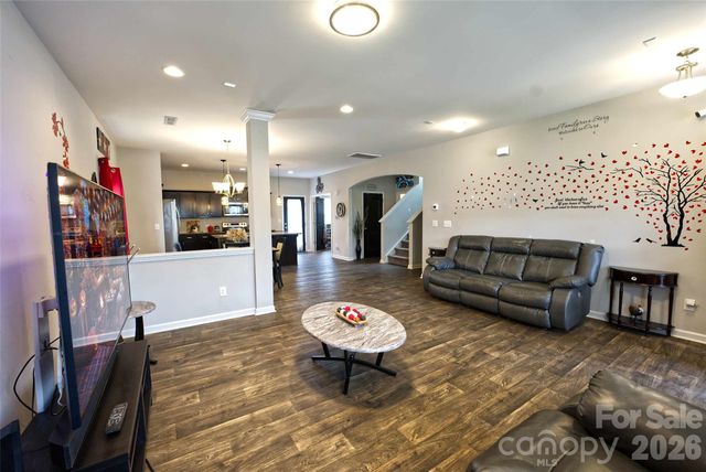 5113 Thomasville Drive, Belmont, NC 28012