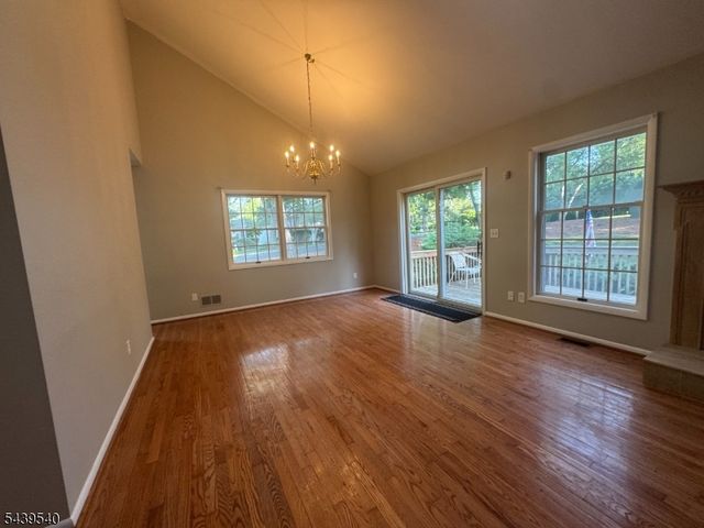 1 Cliffside Ct, Hardyston Twp., NJ 07419