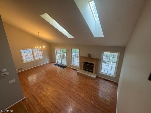 1 Cliffside Ct, Hardyston Twp., NJ 07419