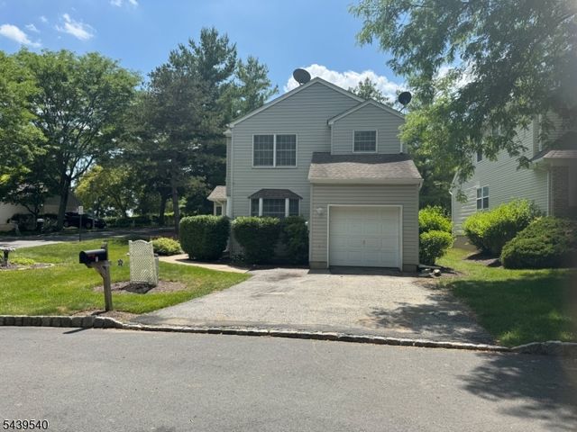 1 Cliffside Ct, Hardyston Twp., NJ 07419