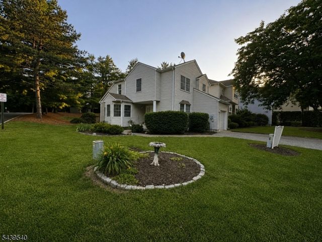 1 Cliffside Ct, Hardyston Twp., NJ 07419