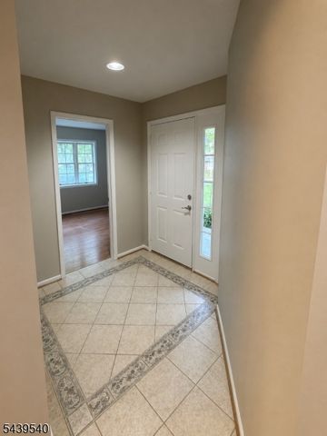 1 Cliffside Ct, Hardyston Twp., NJ 07419