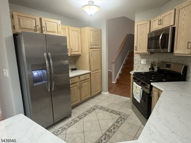 1 Cliffside Ct, Hardyston Twp., NJ 07419