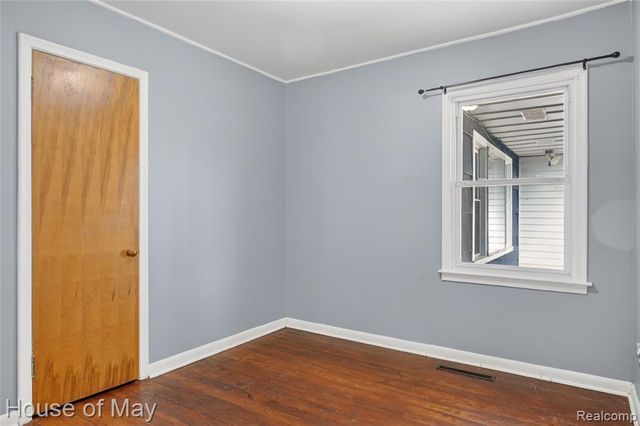 2648 Corey Street, Waterford, MI 48328