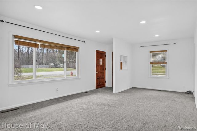 2648 Corey Street, Waterford, MI 48328