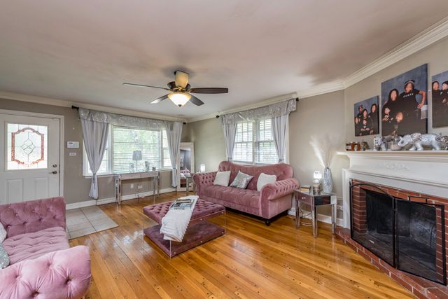 2408 Elim Avenue, Zion, IL 60099