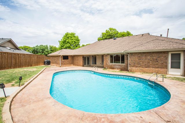 7802 Zoar Avenue, Lubbock, TX 79424