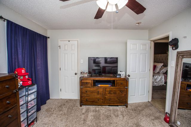 7802 Zoar Avenue, Lubbock, TX 79424