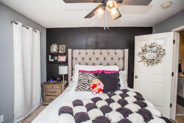 7802 Zoar Avenue, Lubbock, TX 79424