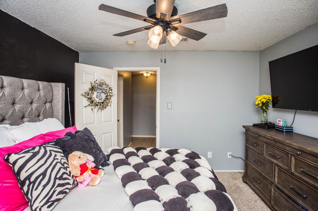 7802 Zoar Avenue, Lubbock, TX 79424