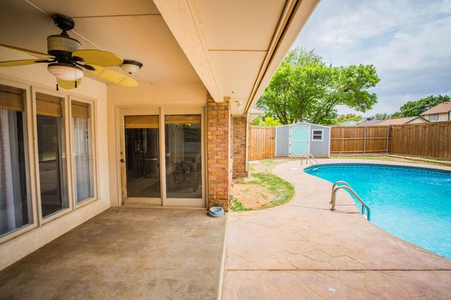 7802 Zoar Avenue, Lubbock, TX 79424