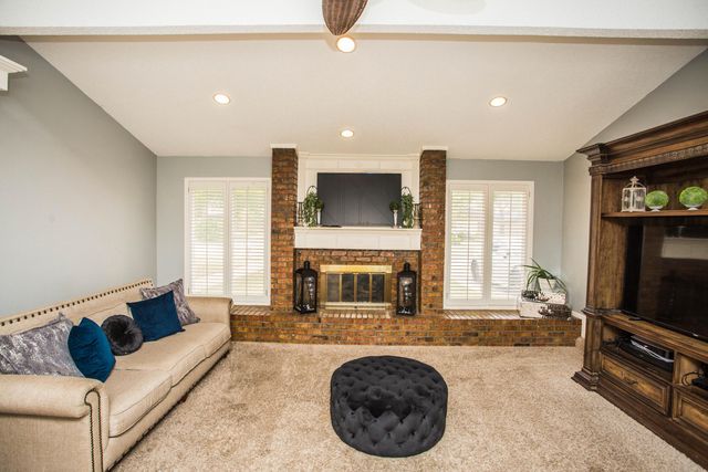 7802 Zoar Avenue, Lubbock, TX 79424