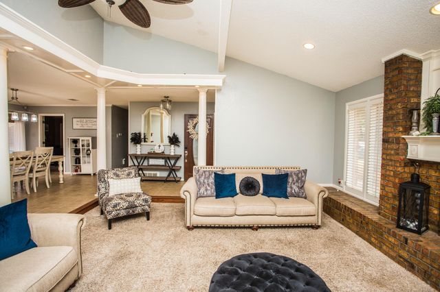 7802 Zoar Avenue, Lubbock, TX 79424