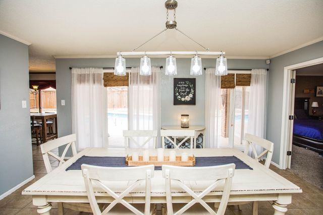 7802 Zoar Avenue, Lubbock, TX 79424