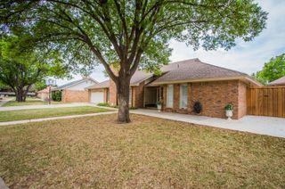7802 Zoar Avenue, Lubbock, TX 79424