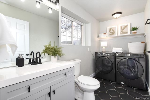 18397 E Alabama Place D, Aurora, CO 80017