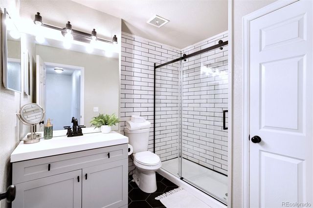 18397 E Alabama Place D, Aurora, CO 80017