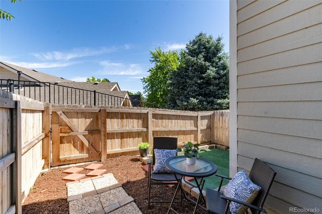 18397 E Alabama Place D, Aurora, CO 80017