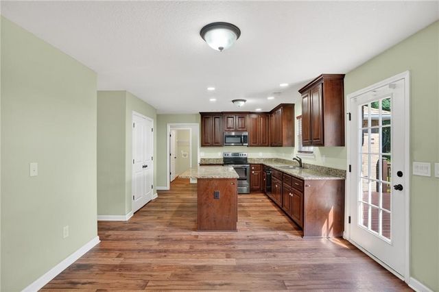 402 Renee Road, Pendergrass, GA 30567