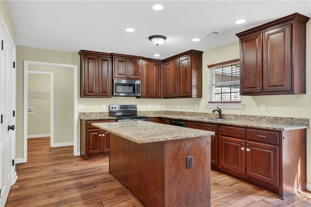 402 Renee Road, Pendergrass, GA 30567
