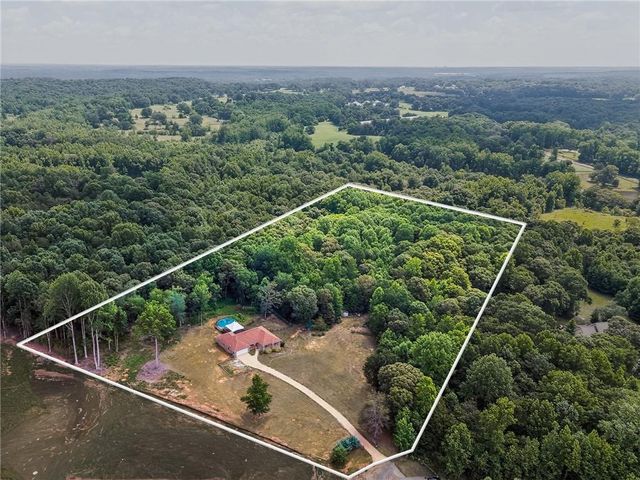 402 Renee Road, Pendergrass, GA 30567