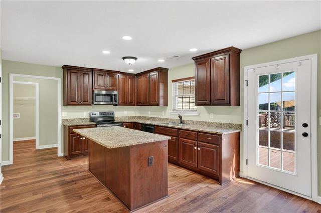402 Renee Road, Pendergrass, GA 30567