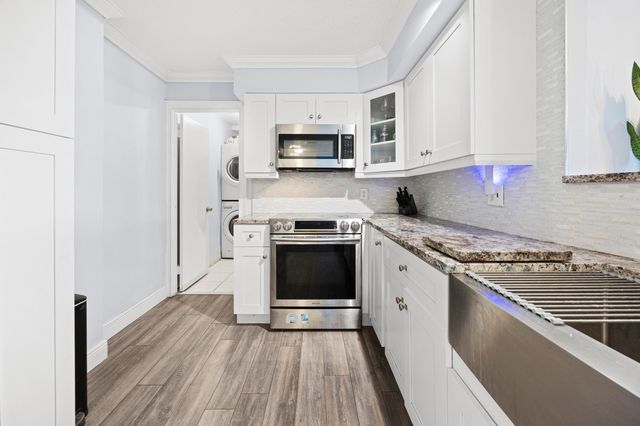 5301 NW 2nd Avenue 1010, Boca Raton, FL 33487