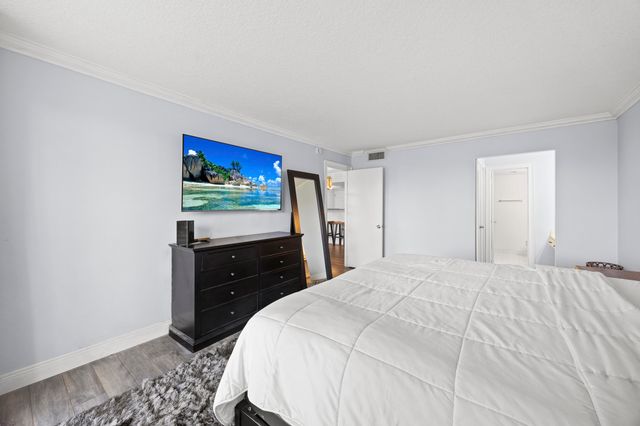 5301 NW 2nd Avenue 1010, Boca Raton, FL 33487