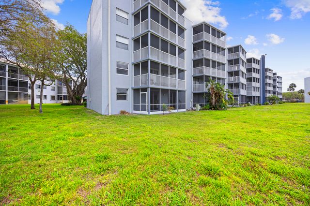 5301 NW 2nd Avenue 1010, Boca Raton, FL 33487