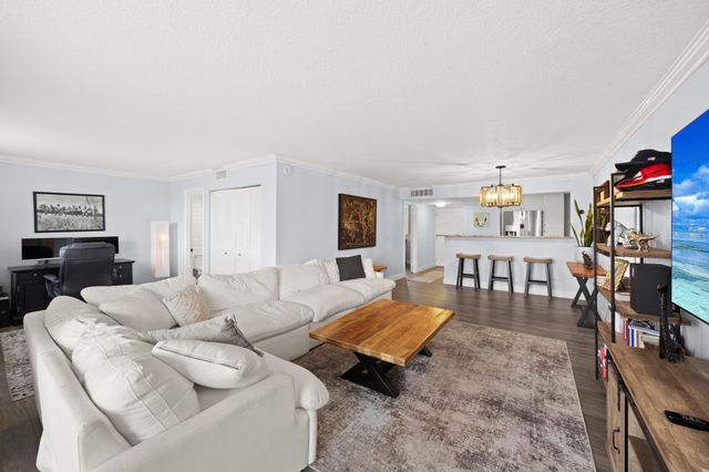 5301 NW 2nd Avenue 1010, Boca Raton, FL 33487