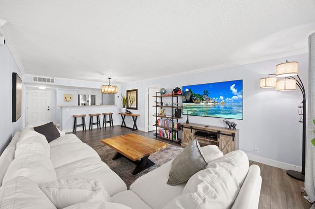 5301 NW 2nd Avenue 1010, Boca Raton, FL 33487