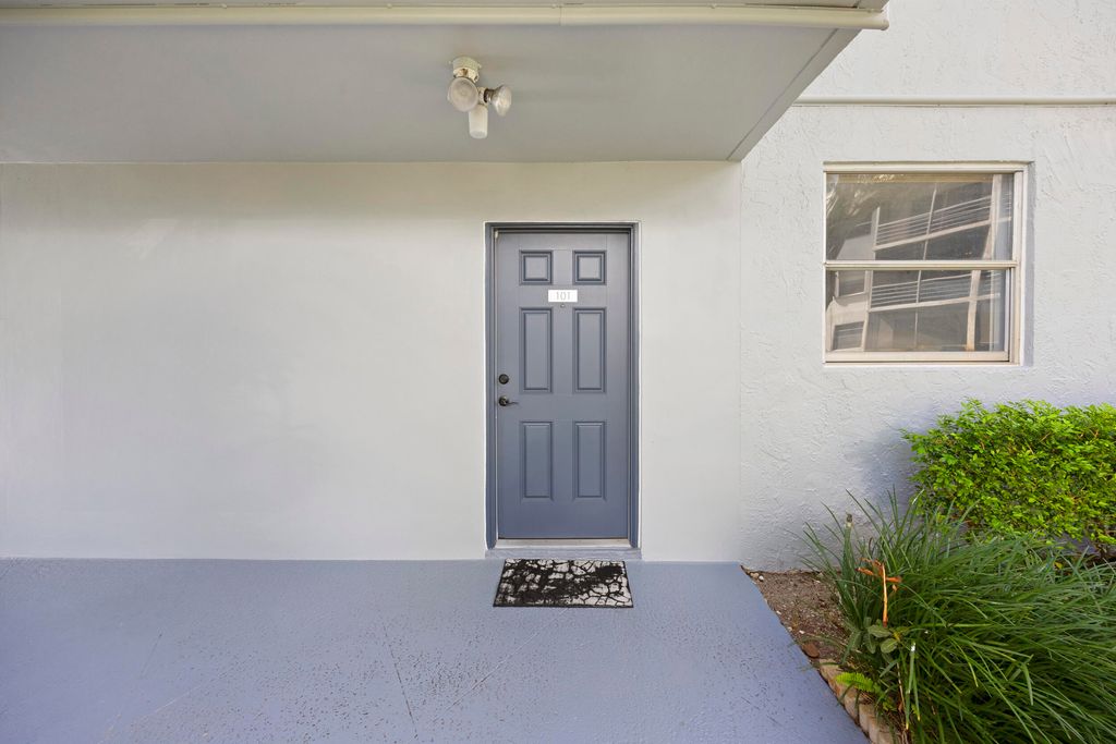 5301 NW 2nd Avenue 1010, Boca Raton, FL 33487