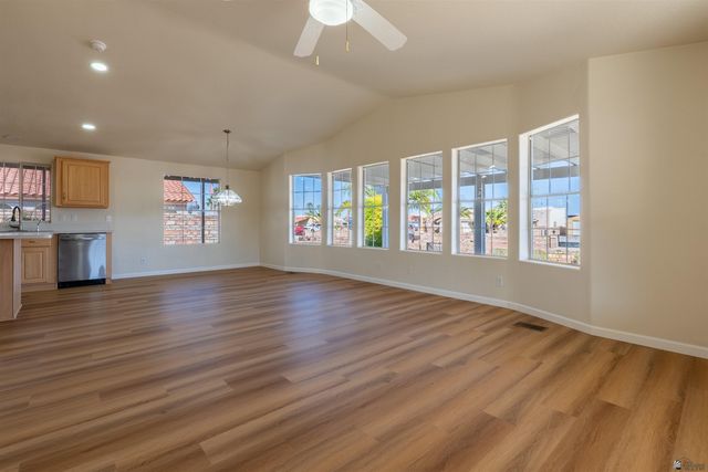 13621 E 55 Dr, Yuma, AZ 85367