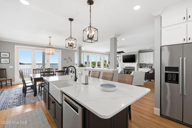 5252 Masonboro Harbour Drive, Wilmington, NC 28409