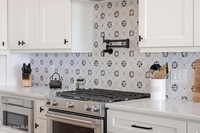 5252 Masonboro Harbour Drive, Wilmington, NC 28409
